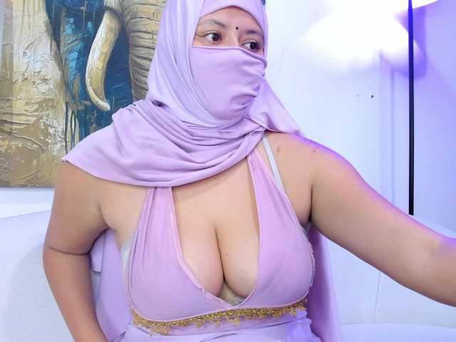 yasmin-dina live cam on BongaCams