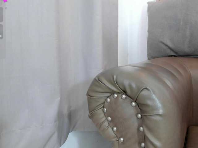 yasmin-dina live cam on BongaCams