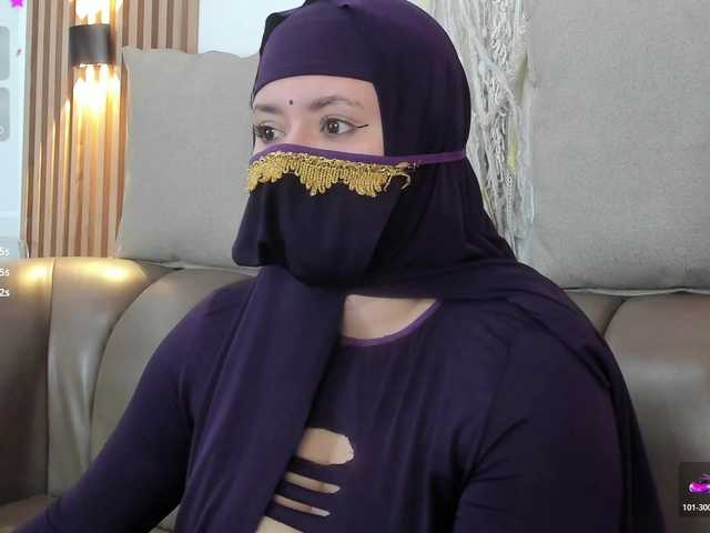 yasmin-dina live cam on BongaCams
