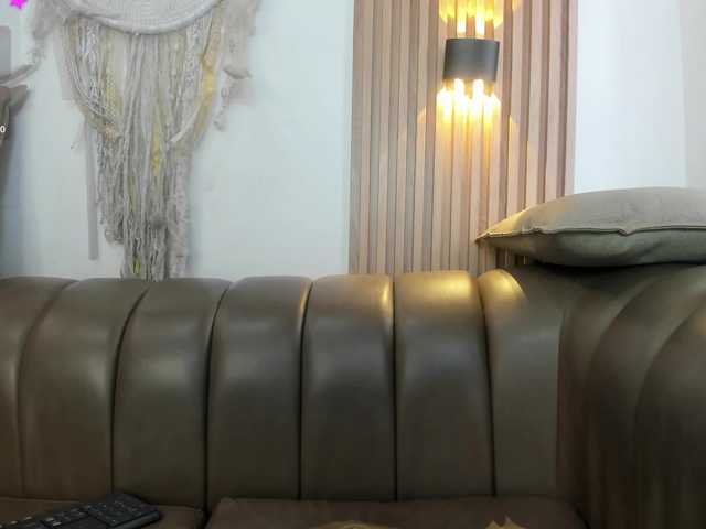 yasmin-dina live webcam show