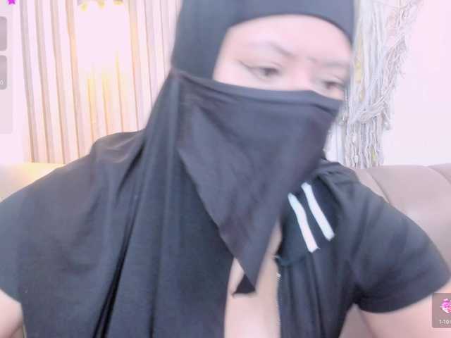 yasmin-dina live cam on BongaCams