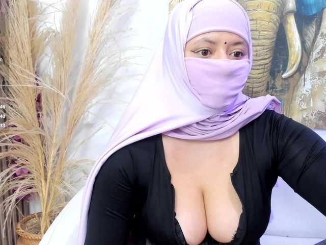 yasmin-dina live cam on BongaCams