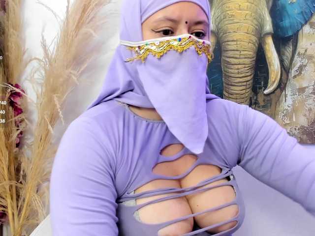 yasmin-dina live cam on BongaCams