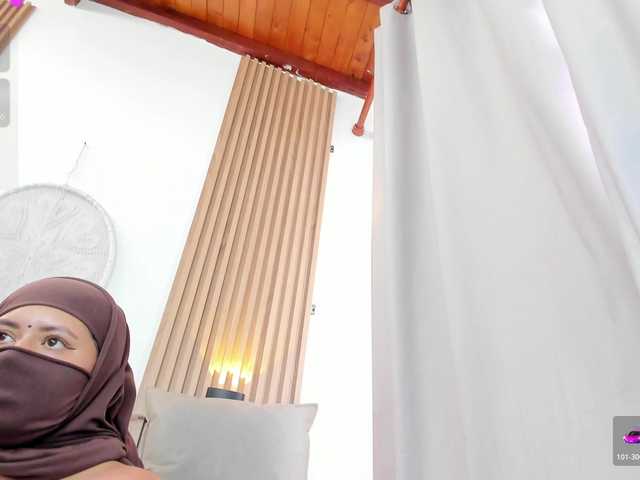 yasmin-dina live cam on BongaCams