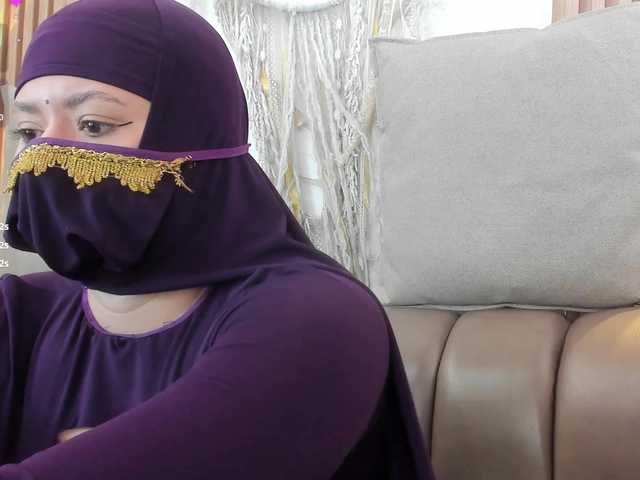 yasmin-dina live cam on BongaCams
