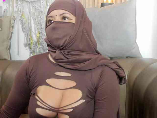 yasmin-dina webcam