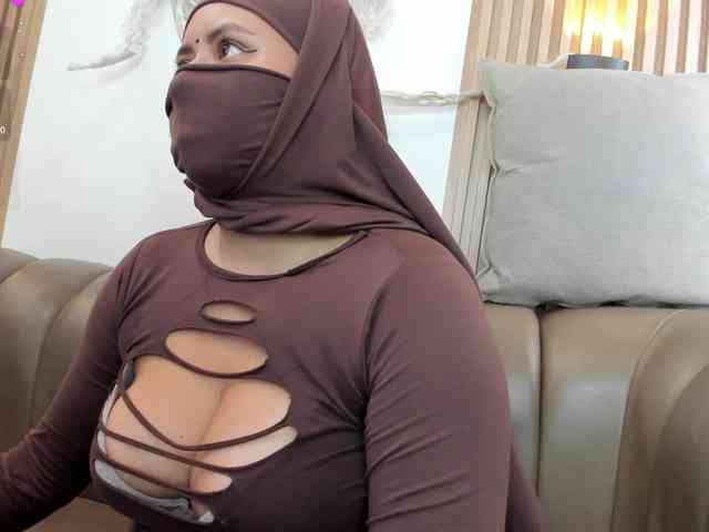 yasmin-dina webcam