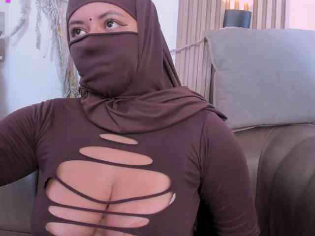 yasmin-dina webcam