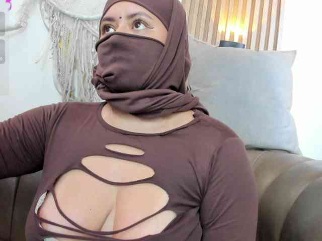 yasmin-dina webcam