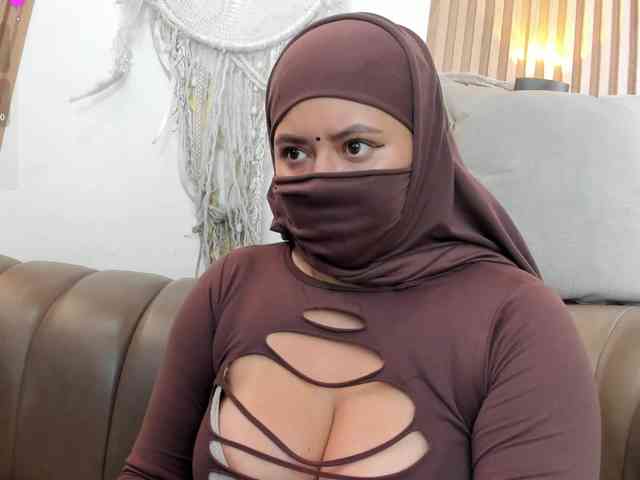 yasmin-dina webcam