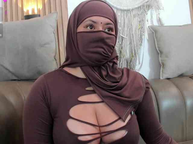 yasmin-dina webcam