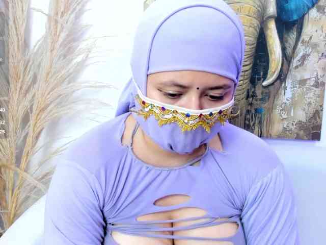 yasmin-dina