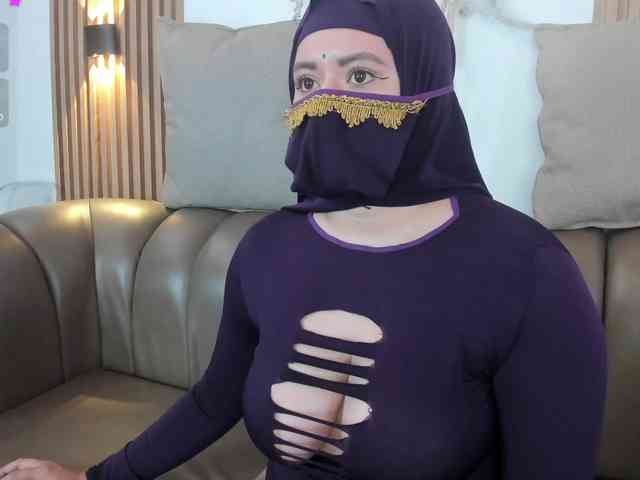 yasmin-dina webcam
