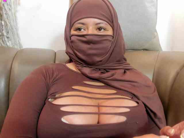 Yasmin-dina's cam show statistics and live stream