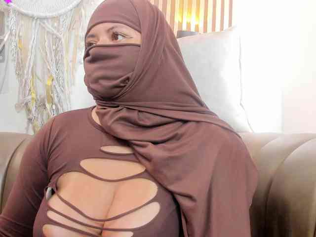 yasmin-dina webcam