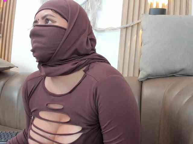 yasmin-dina webcam