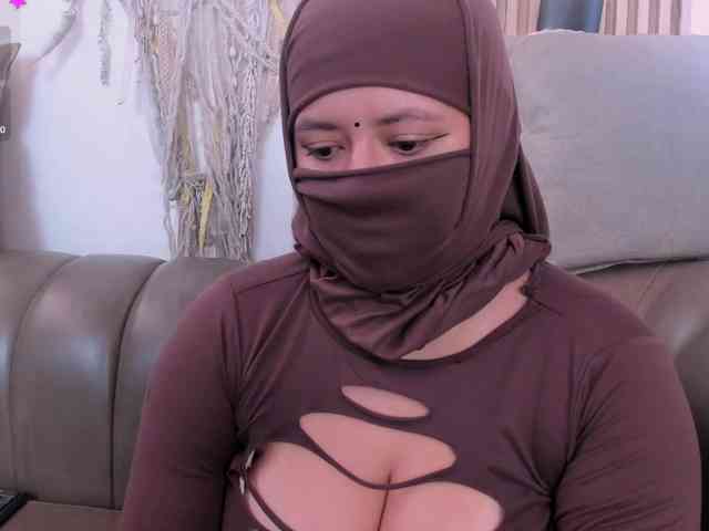 yasmin-dina webcam
