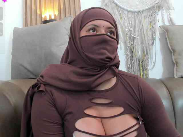 yasmin-dina webcam