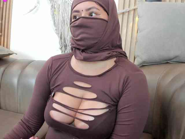 yasmin-dina webcam