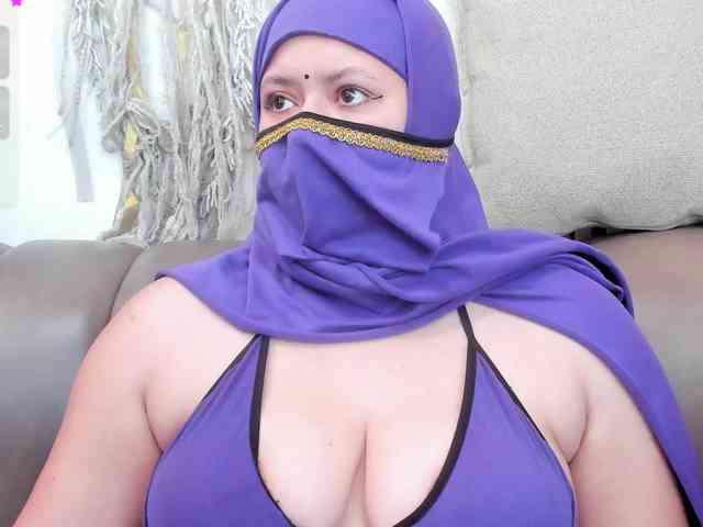 yasmin-dina