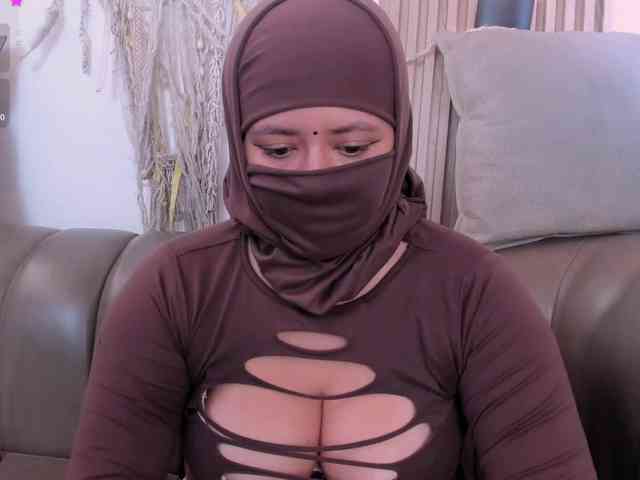 yasmin-dina webcam