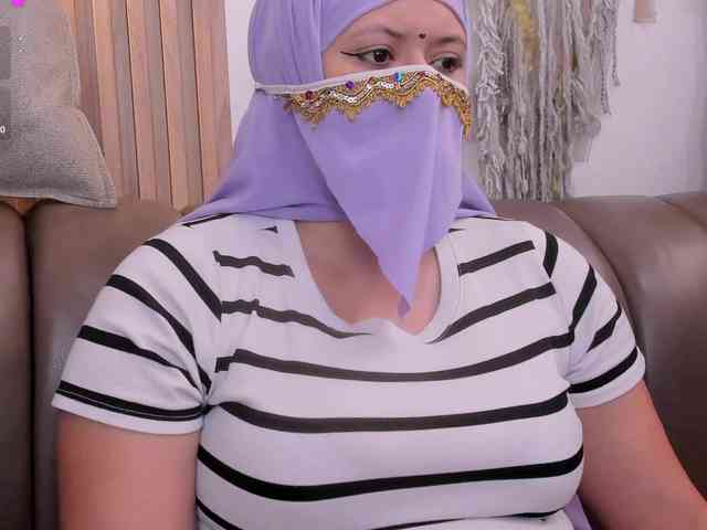 yasmin-dina webcam