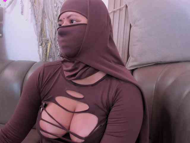 yasmin-dina webcam