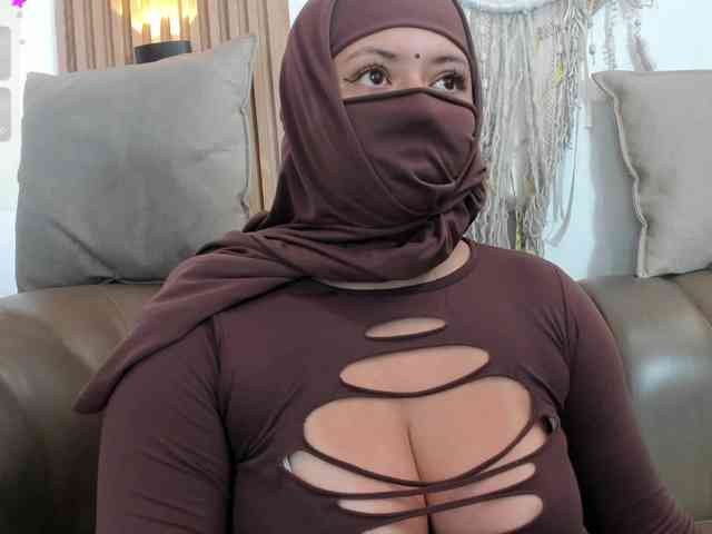yasmin-dina webcam