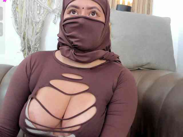 yasmin-dina webcam