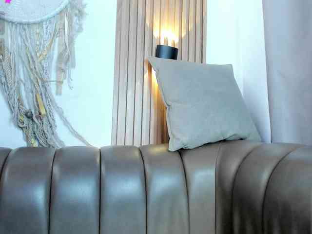 yasmin-dina webcam