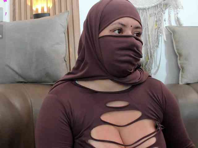 yasmin-dina webcam