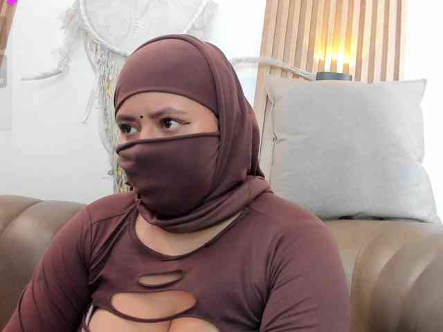 yasmin-dina webcam