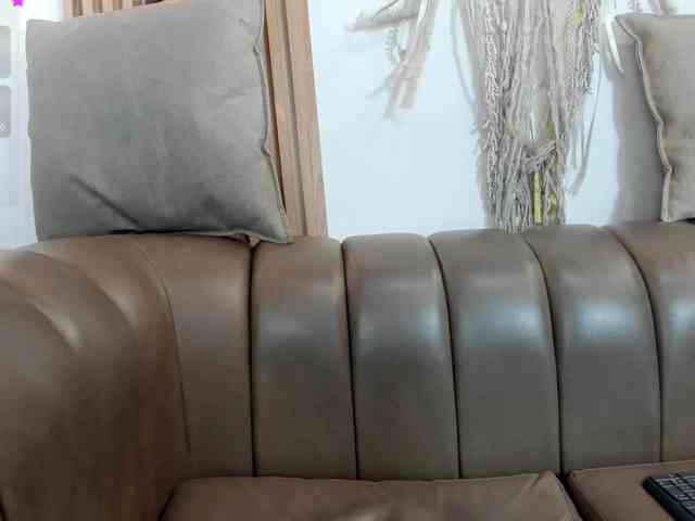yasmin-dina Live Webcam on BongaCams