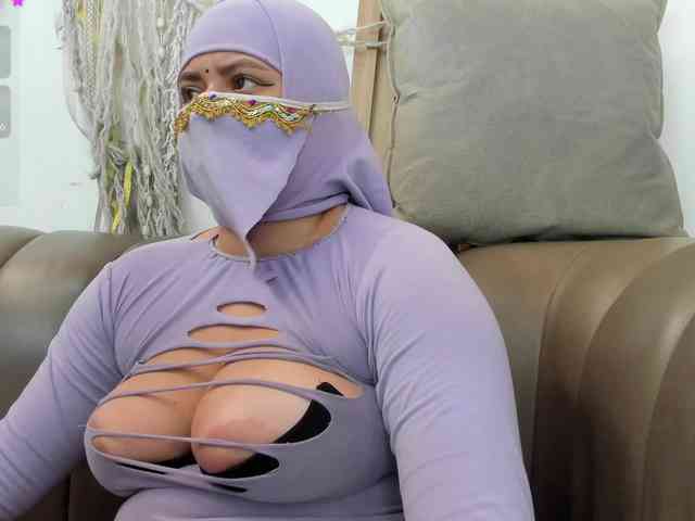 yasmin-dina webcam