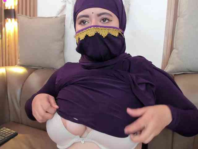 yasmin-dina