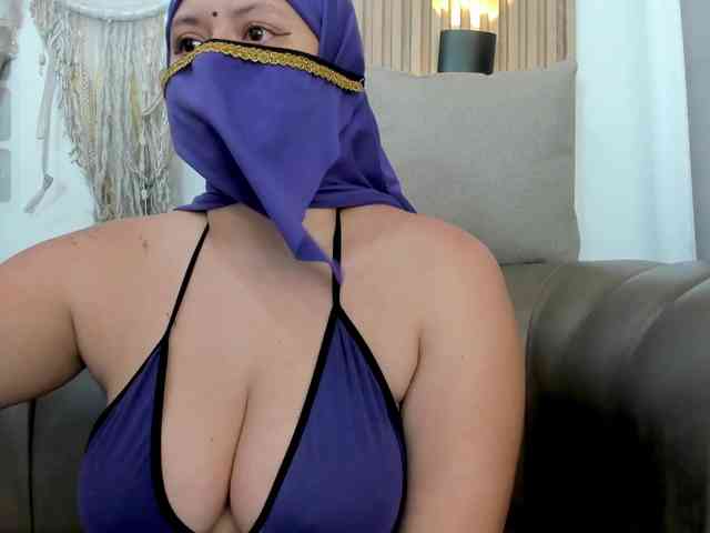 yasmin-dina webcam