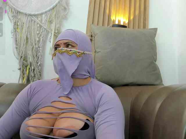 yasmin-dina webcam