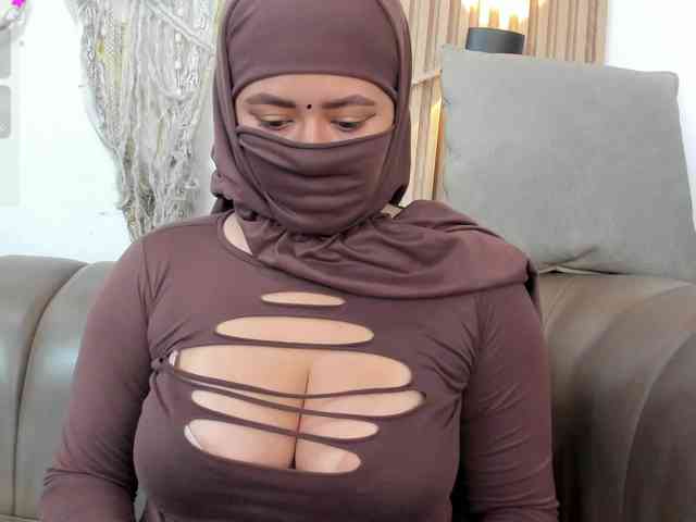 yasmin-dina webcam