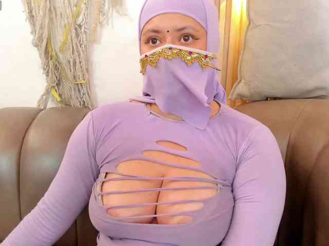 yasmin-dina