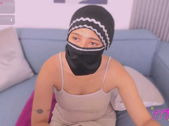 Rashid-Farah live webcam show