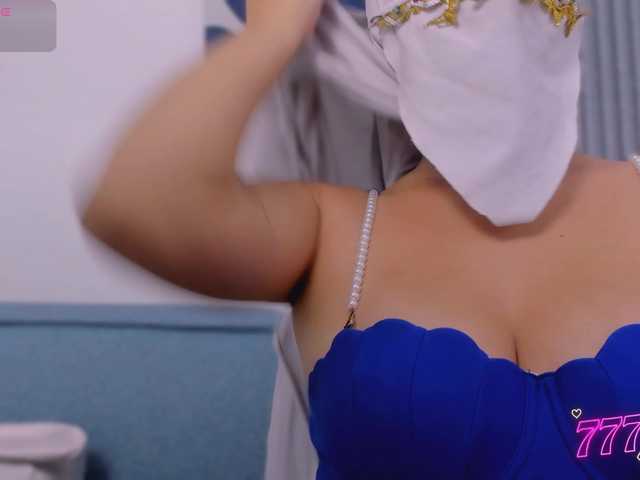 Rashid-Farah live webcam show