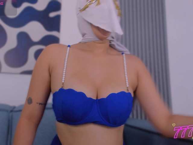 Rashid-Farah live webcam show
