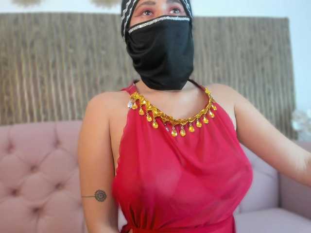 Rashid-Farah live cam on BongaCams