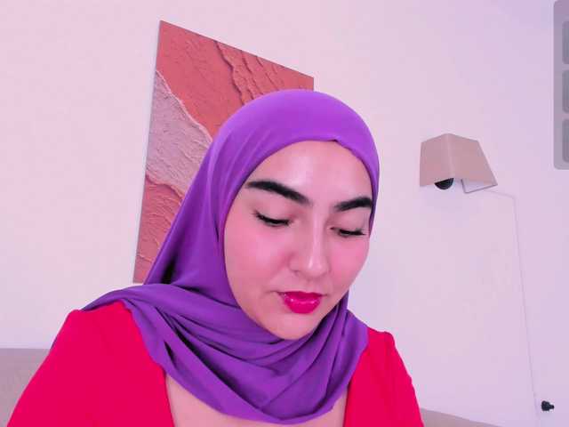 Malika-Noor live cam on BongaCams