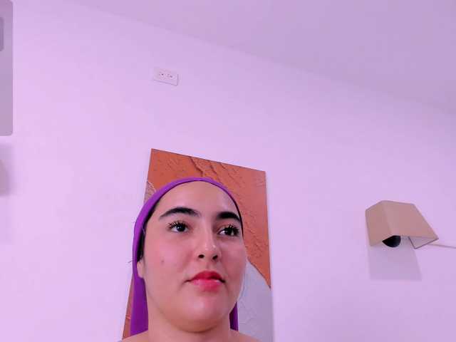 Malika-Noor live cam on BongaCams