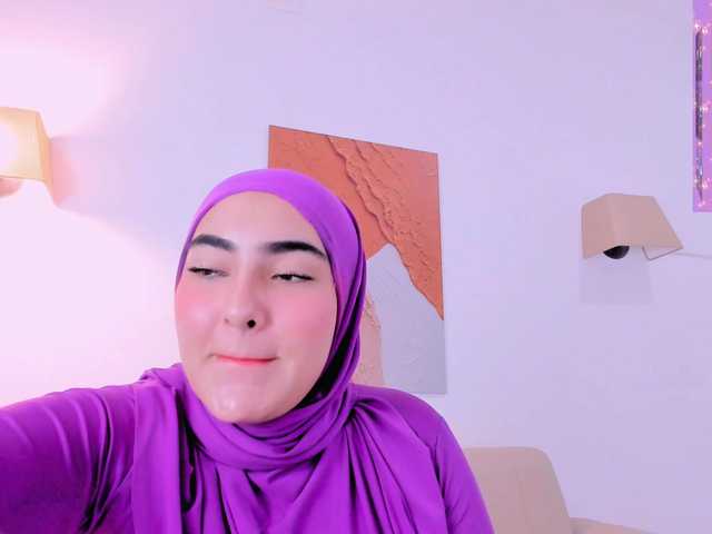 Malika-Noor live cam on BongaCams