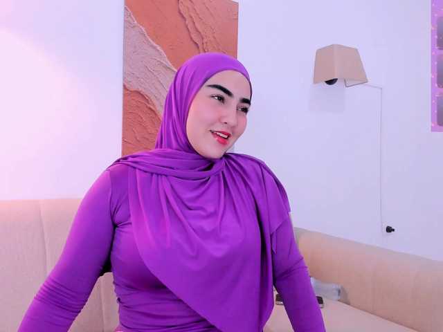 Malika-Noor live cam on BongaCams