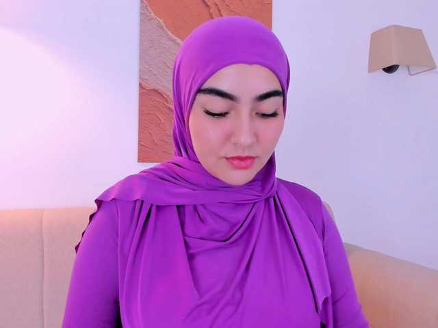 Malika-Noor live cam on BongaCams