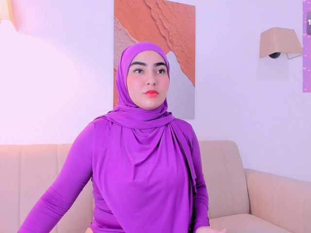Malika-Noor live cam on BongaCams