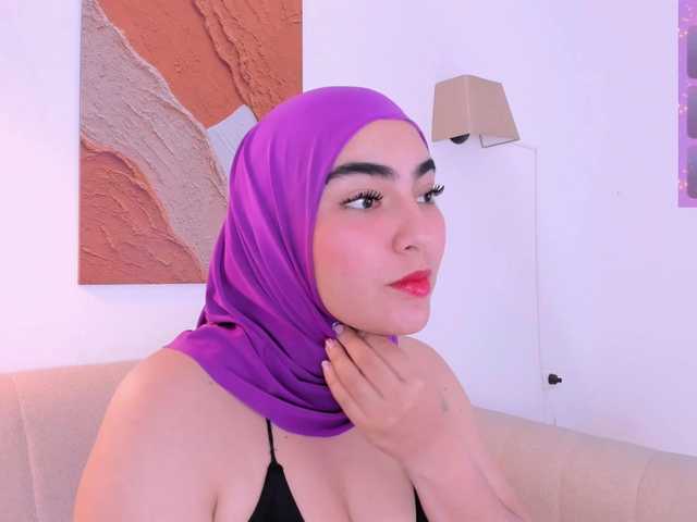 Malika-Noor live cam on BongaCams